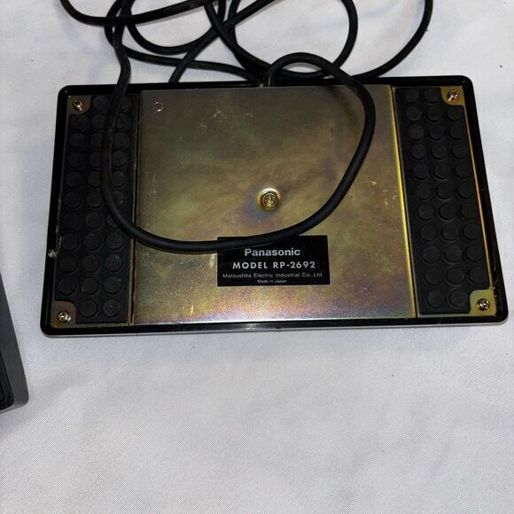 Panasonic RR-930 Desktop MicroCassette Transcriber Recorder with RP-2692 Pedal - Picture 5 of 7
